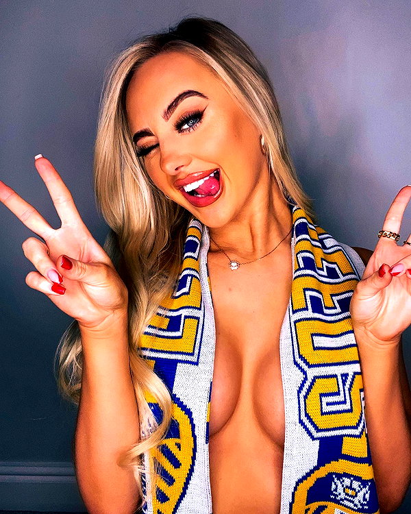 rhiannonbluee instagram image archive image
