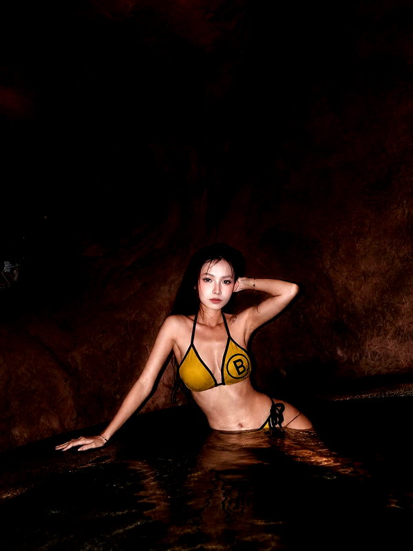 lyhythuedoxinh instagram image archive image