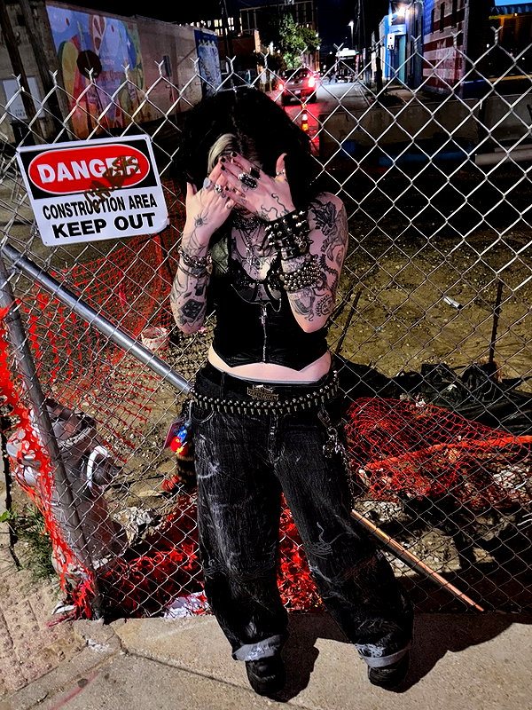 yeahimcaroline instagram image archive image