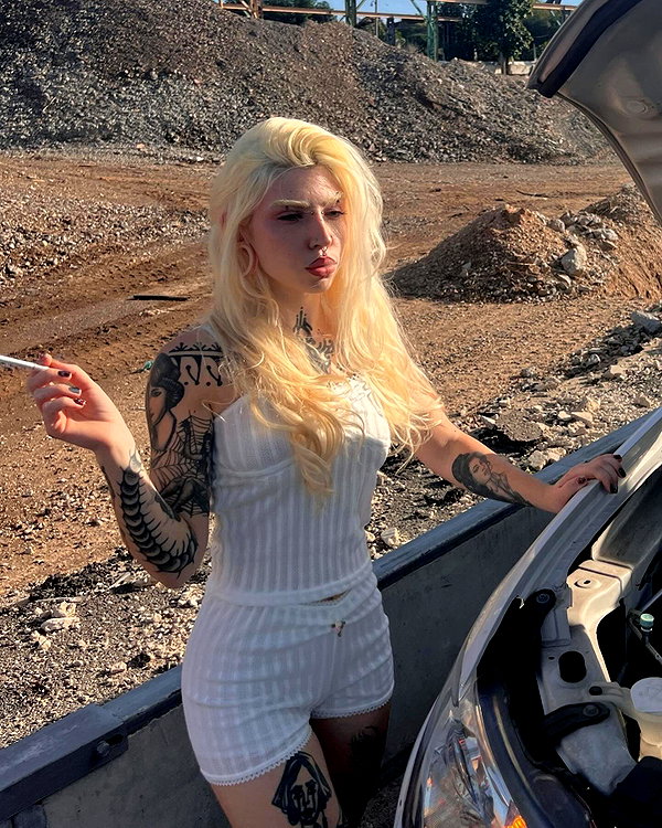 Archived image from @noyrll on Instagram