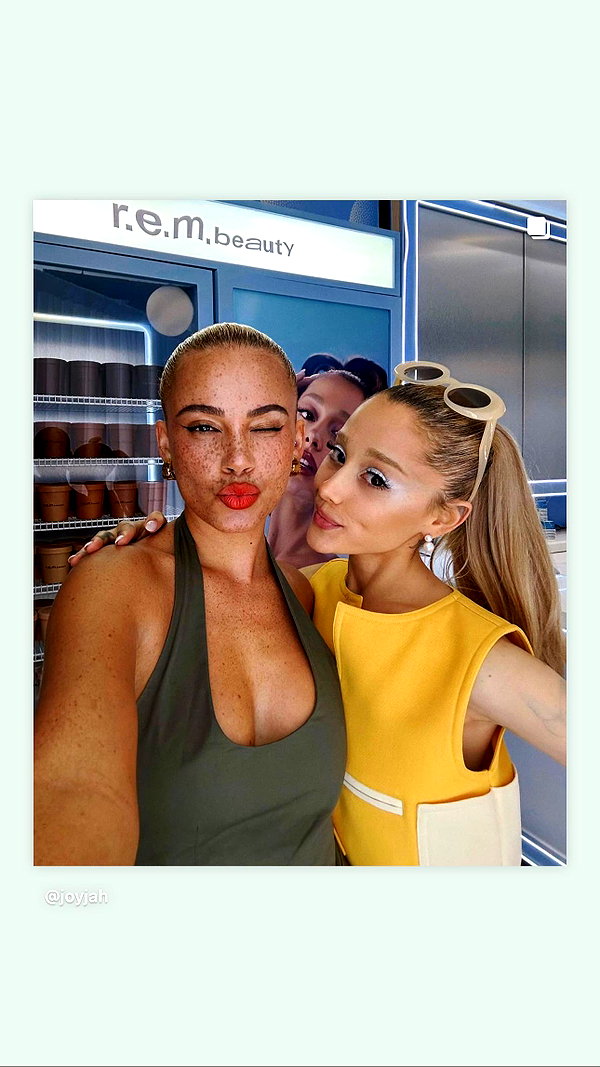 arianagrande instagram image archive image