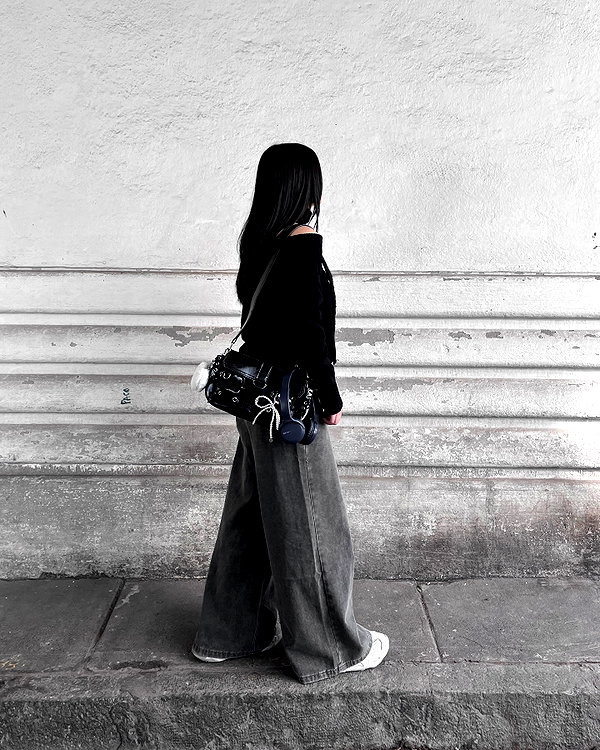 connie.01j instagram image archive image