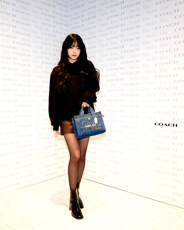 hhh.e_c.v instagram image archive image