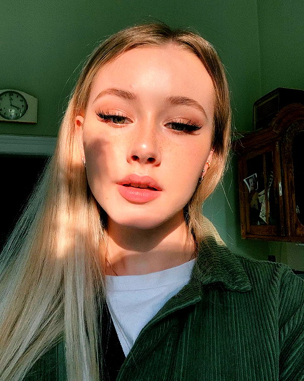 lilih instagram image archive image