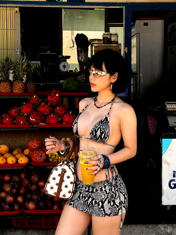 lyhythuedoxinh instagram image archive image