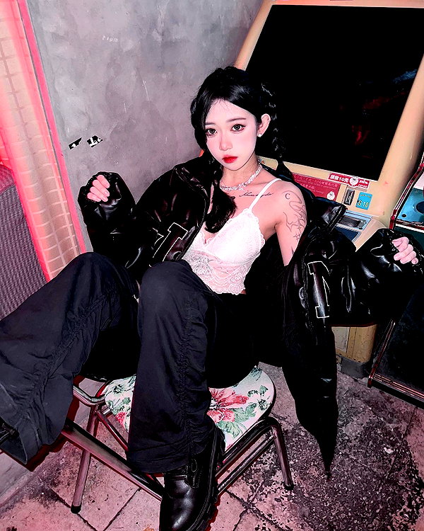 nixqq.425_ instagram image archive image