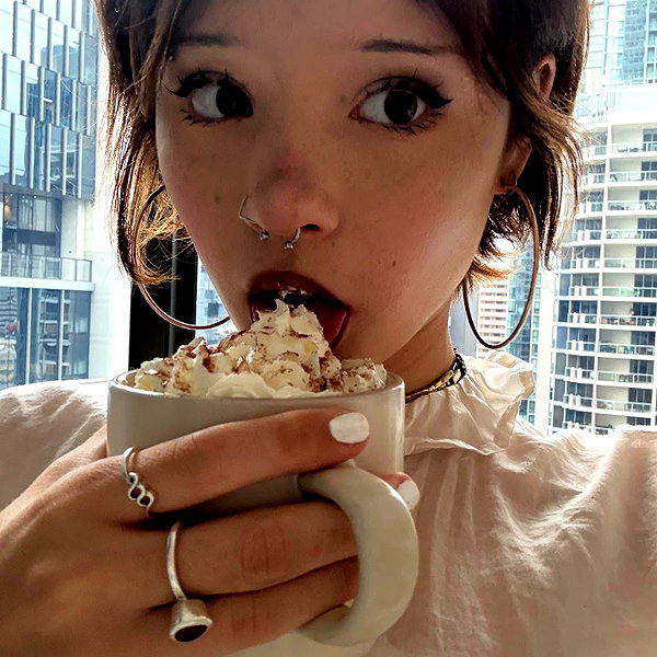 macaroni_naomi instagram image archive image