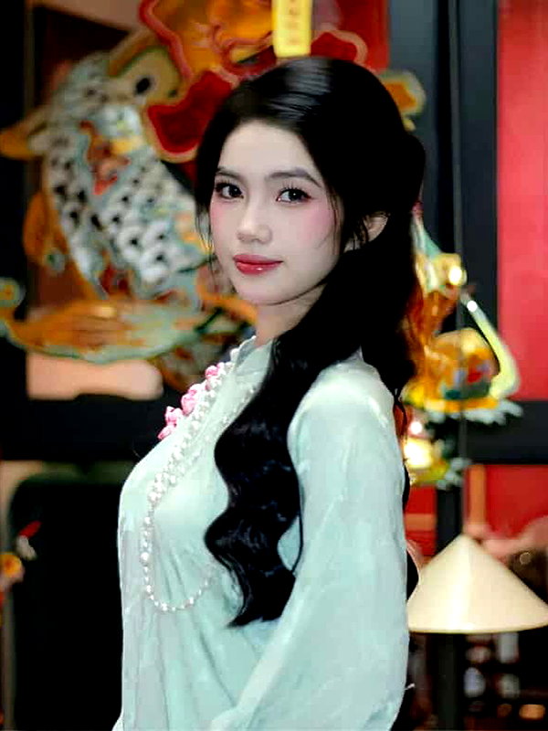 lyhythuedoxinh instagram image archive image