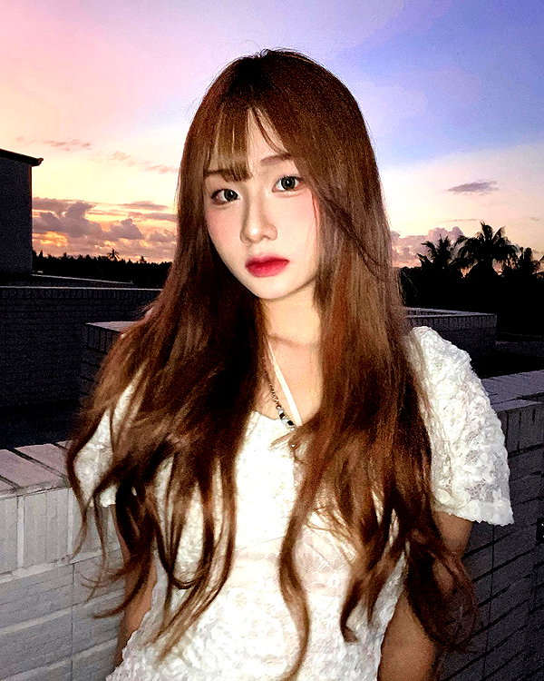 lai_931201 instagram image archive image