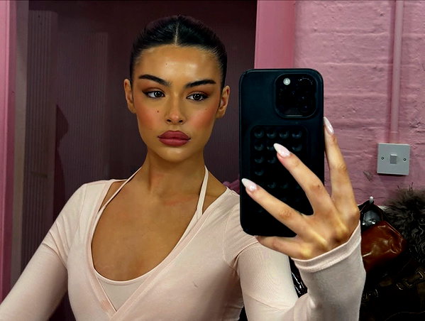 oliviaphillipps instagram image archive image
