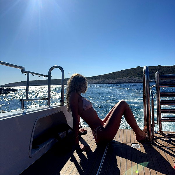 brontesheppeard instagram image archive image