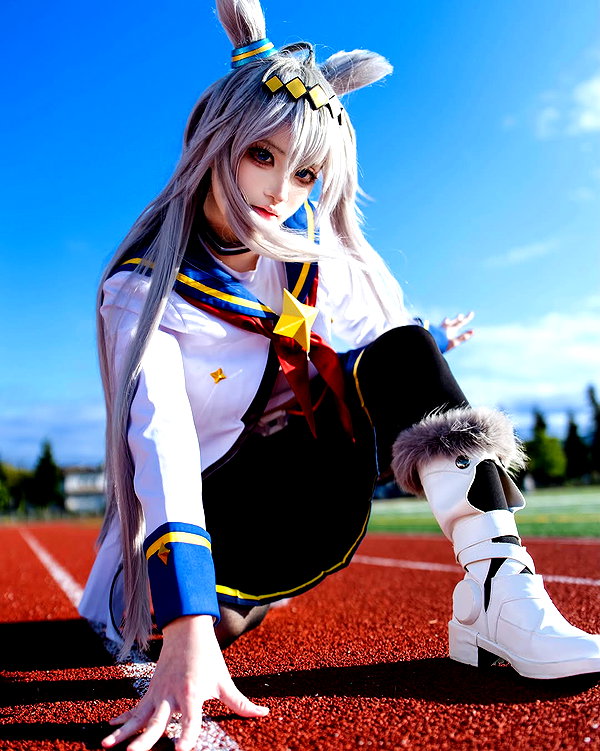 miee_cos instagram image archive image
