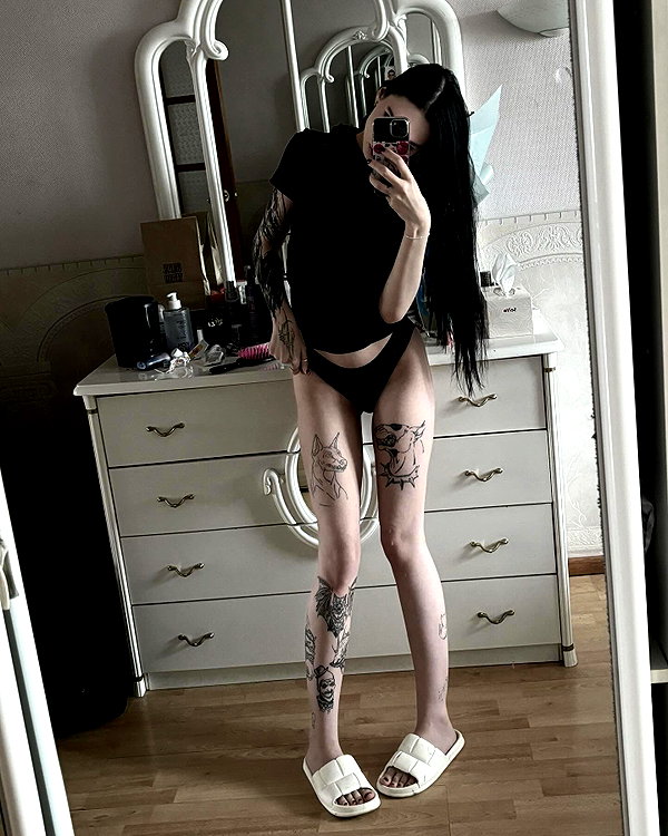 kriskaik instagram image archive image