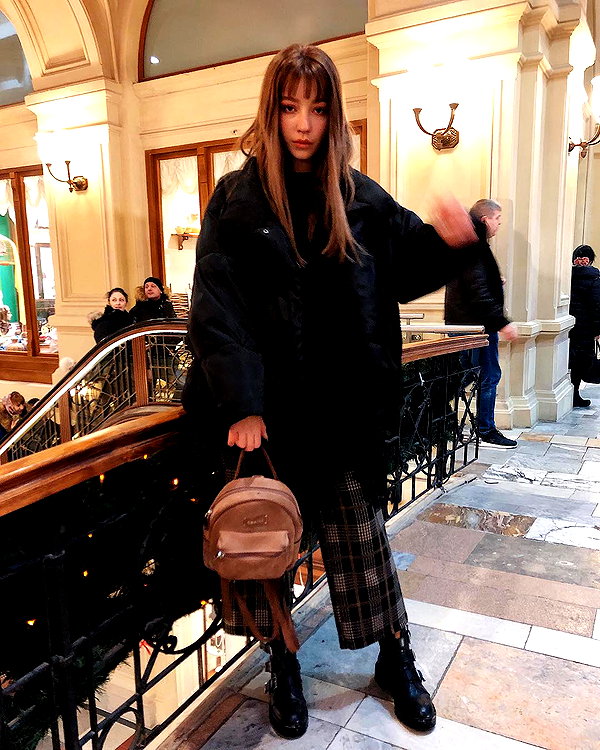 veroni22ka instagram image archive image