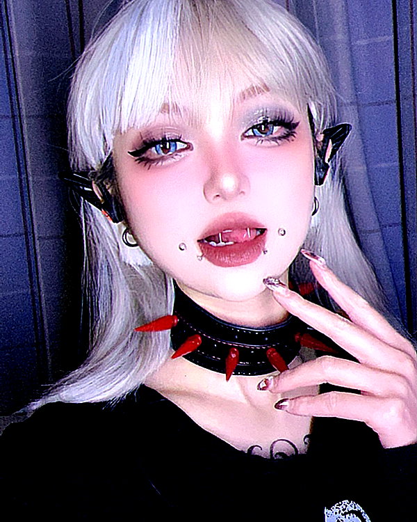 marilyn_damaged instagram image archive image