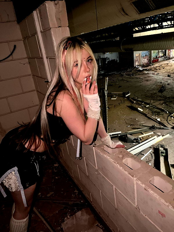 caughton4k100zz caughton4k100zz archive image