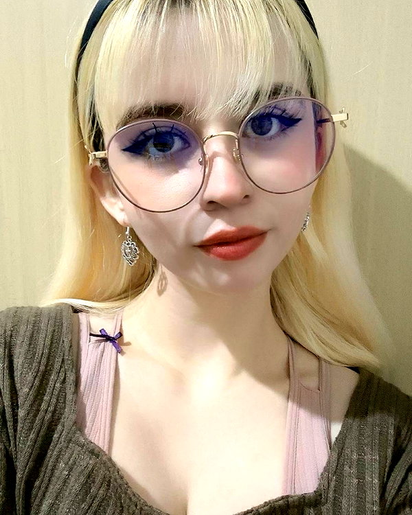 luly1980s instagram image archive image