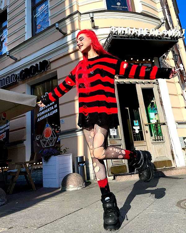 vik4au instagram image archive image