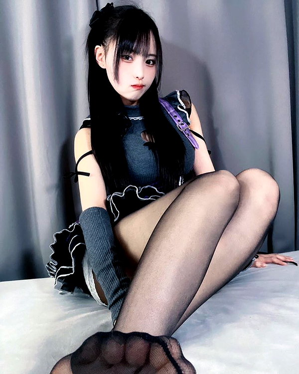 yamikumo_leisa instagram image archive image