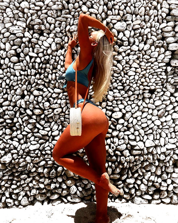 allieauton instagram image archive image