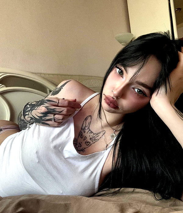 kriskaik instagram image archive image