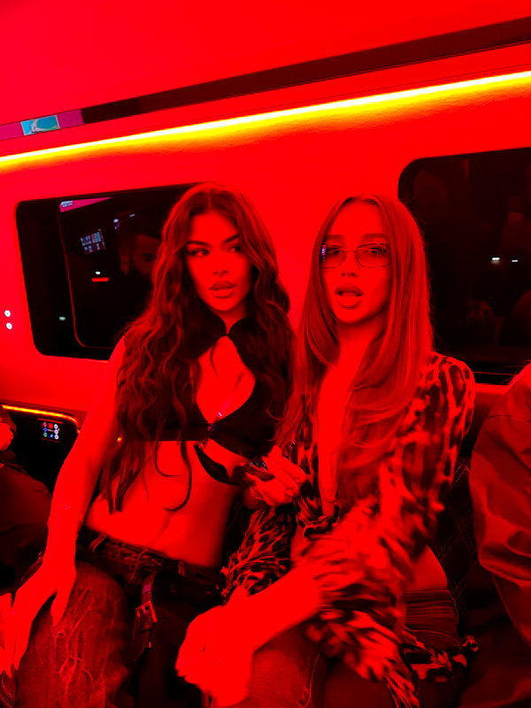oliviaphillipps instagram image archive image