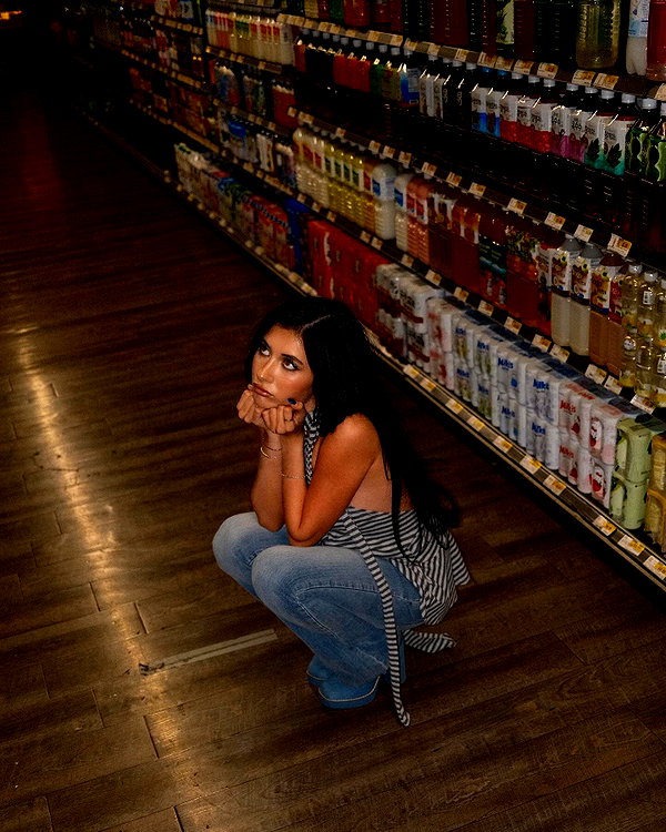 ellianawalmsley instagram image archive image
