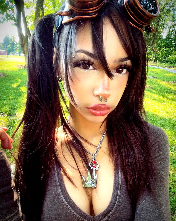 twodollie instagram image archive image