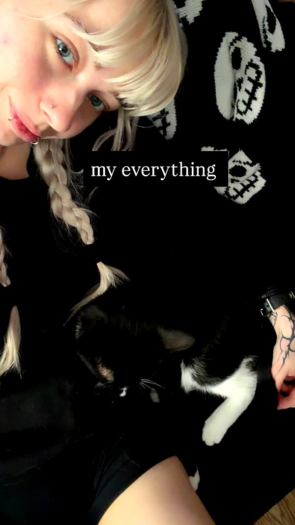 Archived image from @6nattynat9 on Instagram