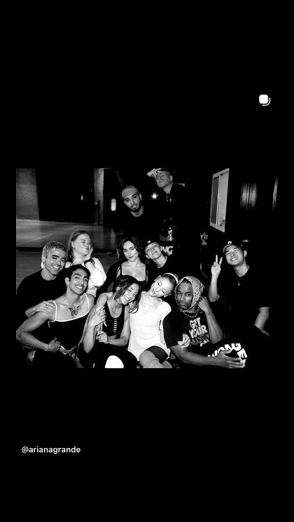 arianagrande instagram image archive image