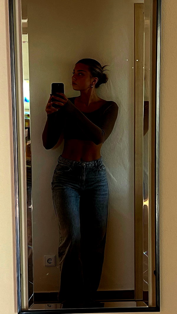 danamrts instagram image archive image