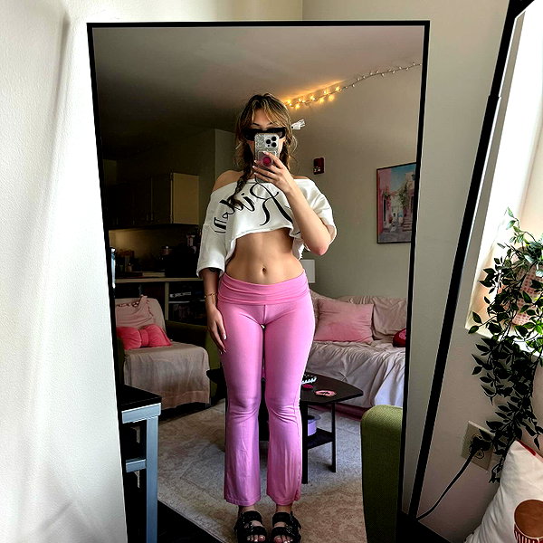 v.qx instagram image archive image