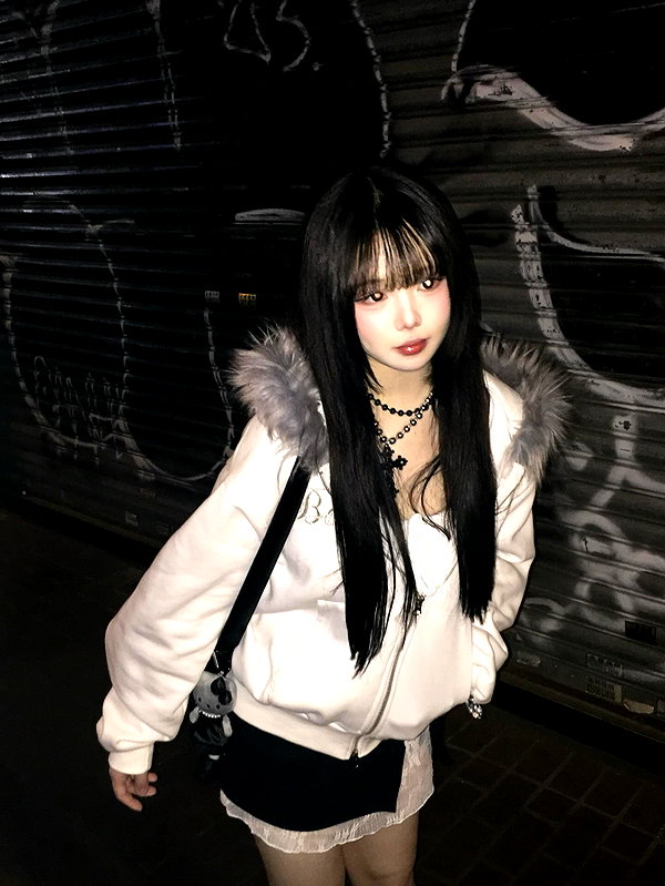 10c.7l instagram image archive image
