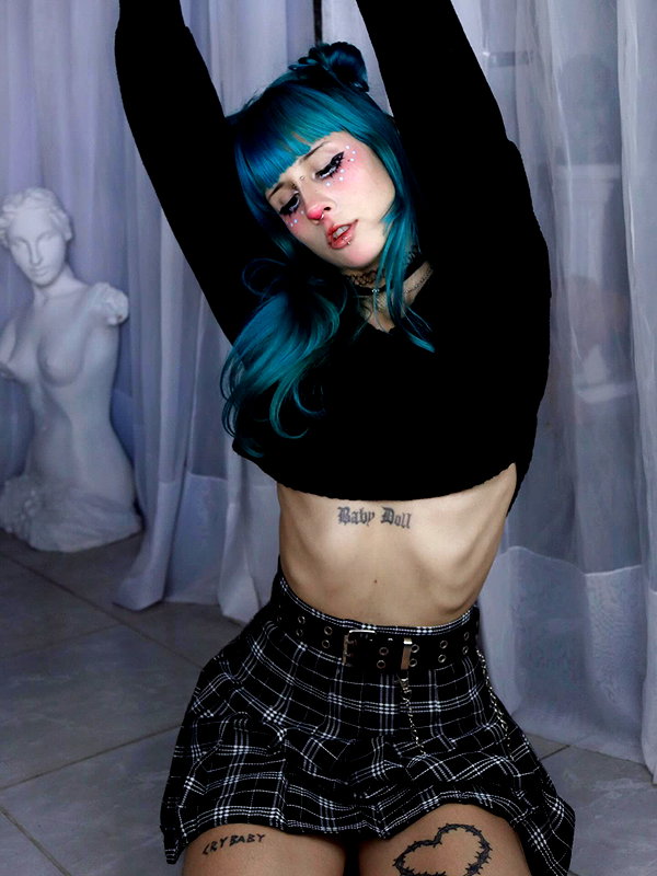 jadelaverne instagram image archive image