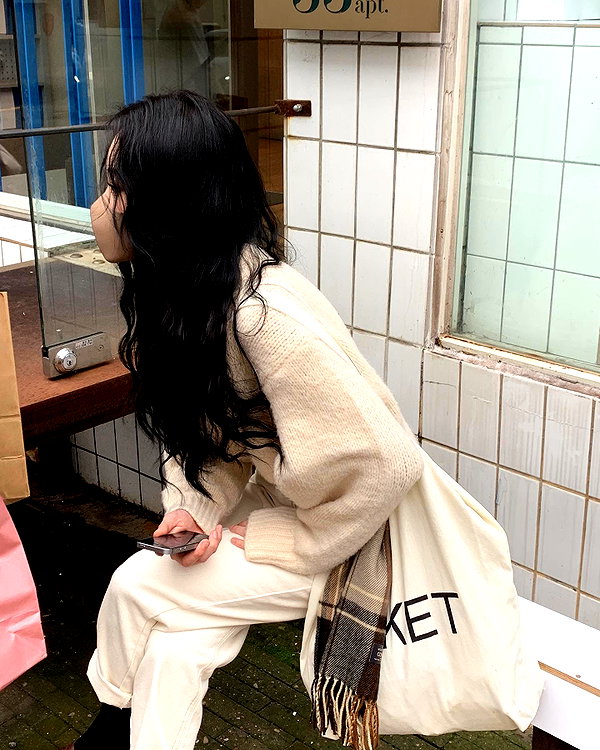 daxbin instagram image archive image