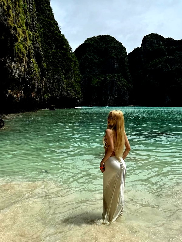 lyhythuedoxinh instagram image archive image