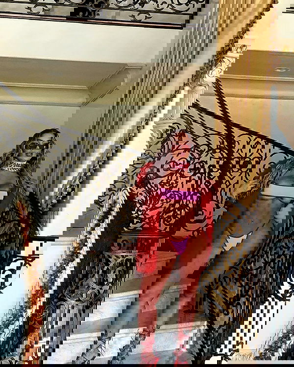 itshayleydavies itshayleydavies archive image