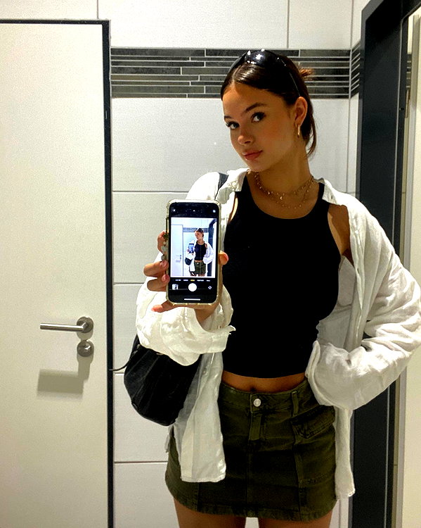 emmaaurora instagram image archive image