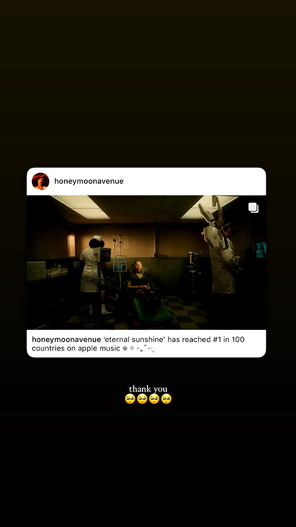 arianagrande instagram image archive image