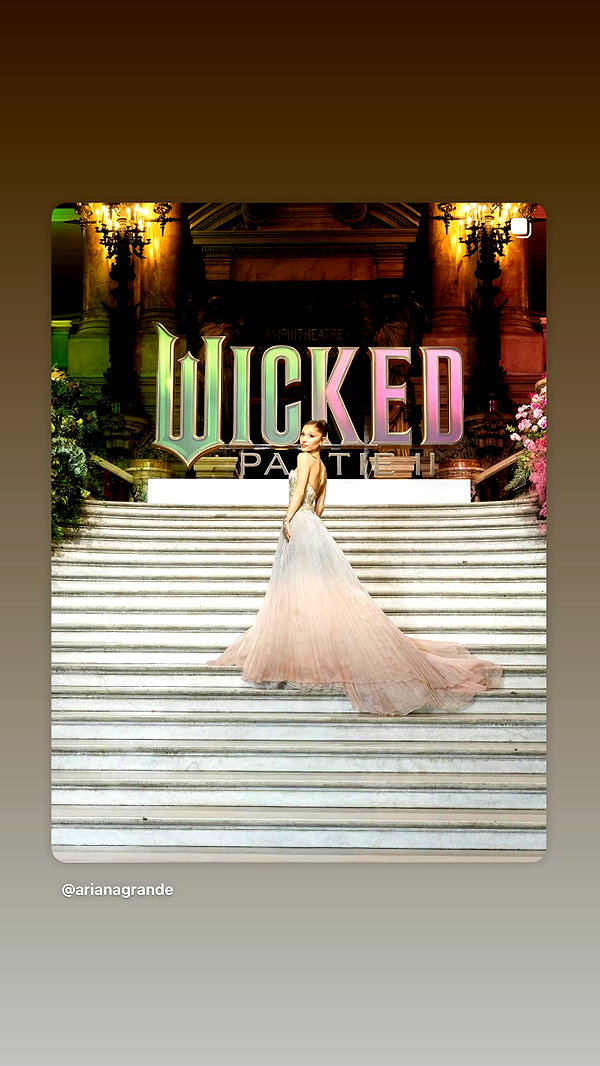arianagrande instagram image archive image