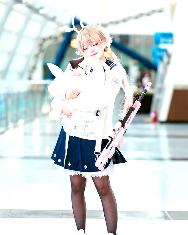 _mewcos instagram image archive image