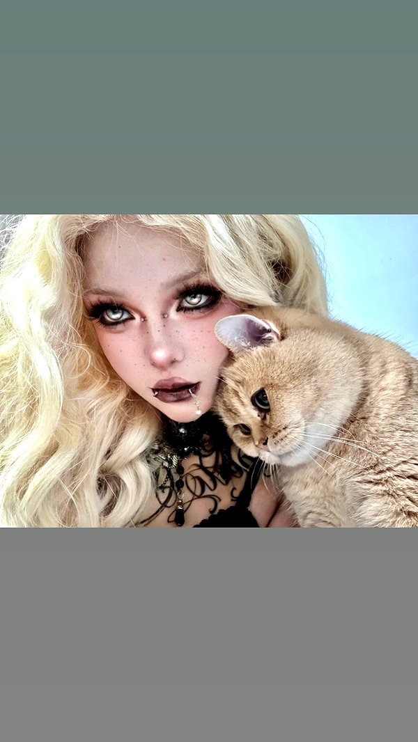 marilyn_damaged instagram image archive image