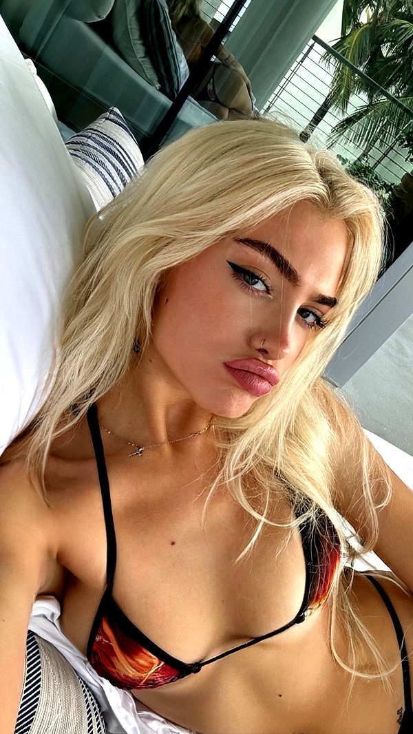 alexandramarianna instagram image archive image
