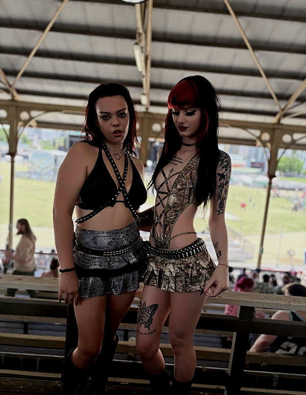 livindeadyaz instagram image archive image