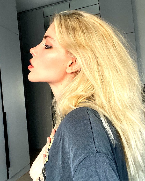 anya4everr instagram image archive image