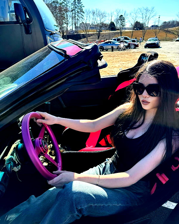 itskatchii instagram image archive image