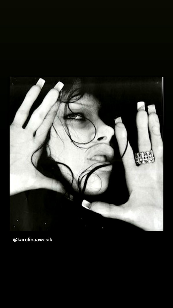 karolinaawasik archive image