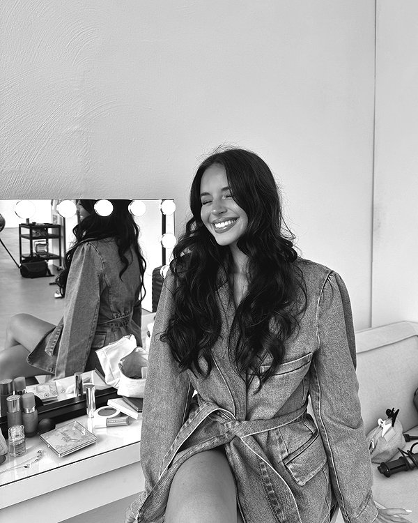 zoeliss instagram image archive image