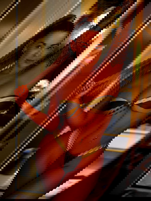 itshayleydavies itshayleydavies archive image