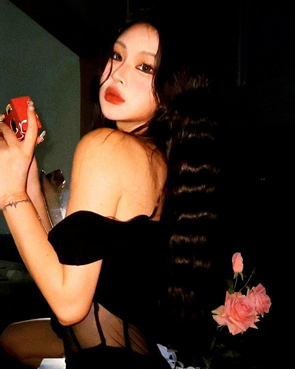 ll.lu1s instagram image archive image